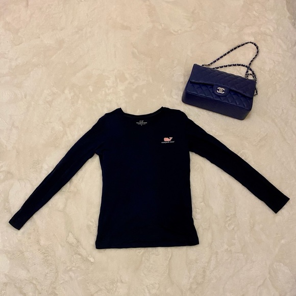 Vineyard Vines 🐳 long sleeve shirt. Size S - Picture 2 of 3